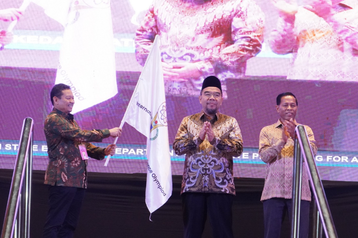 UIKA Bogor ikut serta dalam International Mathematics and Science Olympiad (IMSO) ke-22.