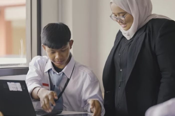 Ilustrasi guru dan siswa di kelas