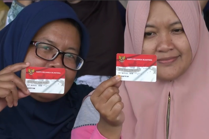 Ilustrasi Penerima Bansos PKH Plus dan BLT.