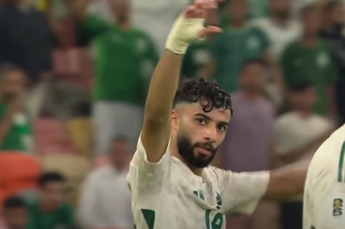 Para pemain Arab Saudi merayakan kemenangan usai mengalahkan Indonesia.