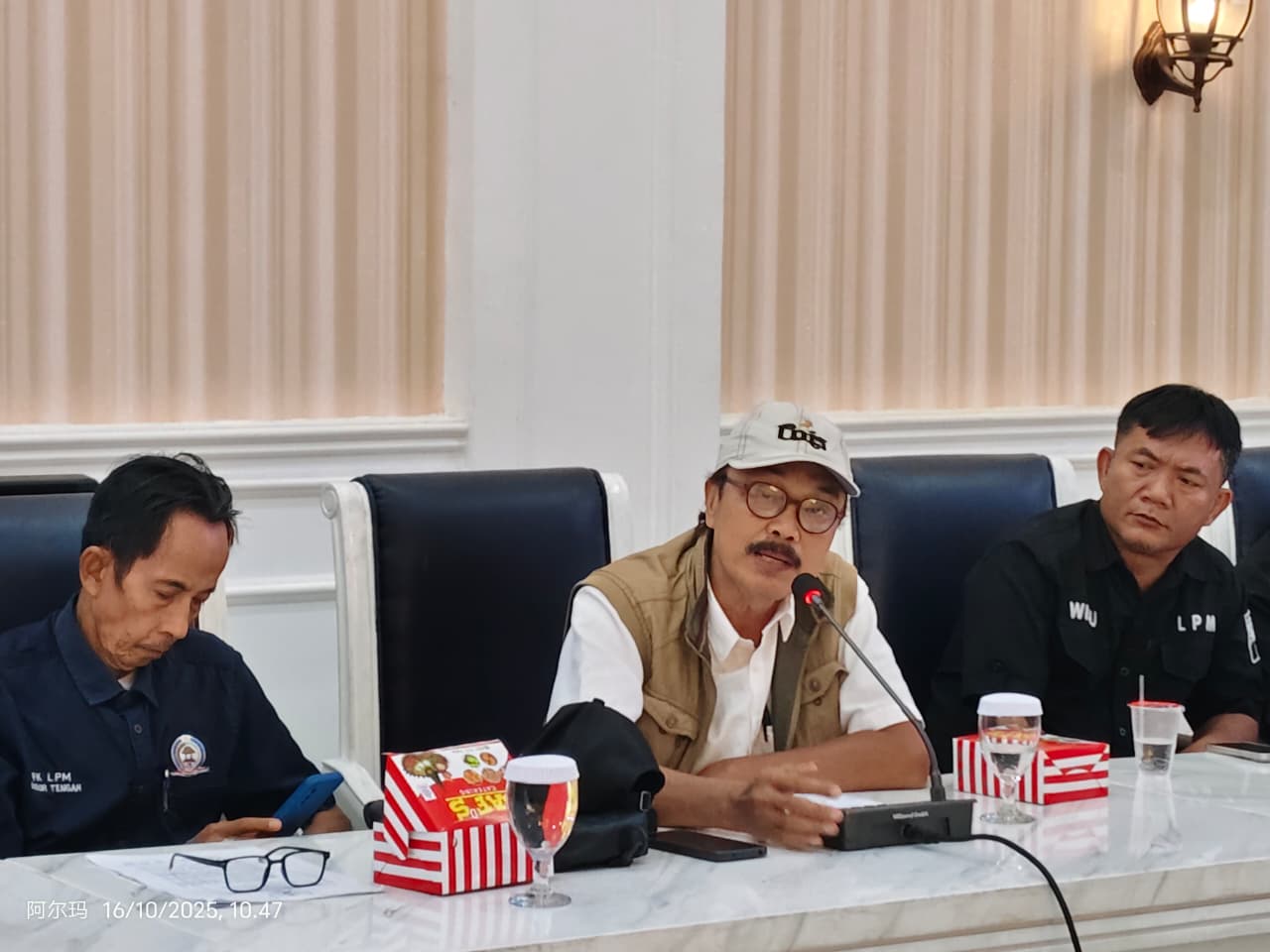 Kegiatan penyuluhan hukum bertajuk &ldquo;Optimalisasi Pos Bantuan Hukum dan Restorative Justice Bale Badami&rdquo; di Paseban Sri Bima, Balai Kota Bogor.