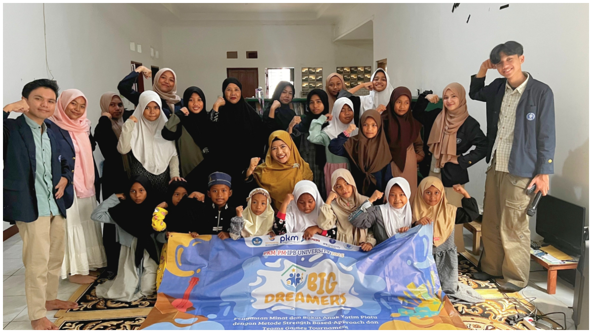 Kegiatan Big Dreamers di Panti Asuhan Al-Munawwar, Kota Bogor.