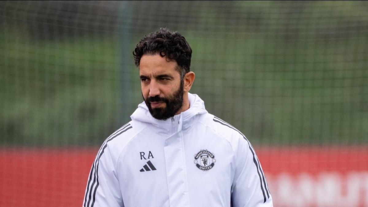 Ruben Amorim dalam sesi pelatihan jelang laga menghadapi Liverpool.