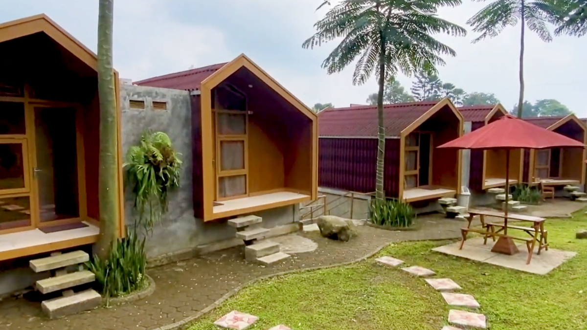 Anaira Glamping Bogor
