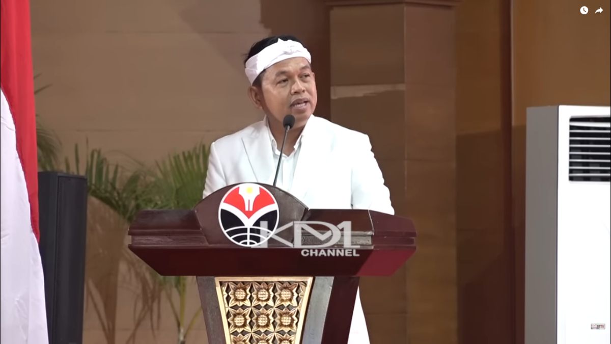 Gubernur Jawa Barat Dedi Mulyadi saat menghadiri Dies Natalis UPI.&nbsp;