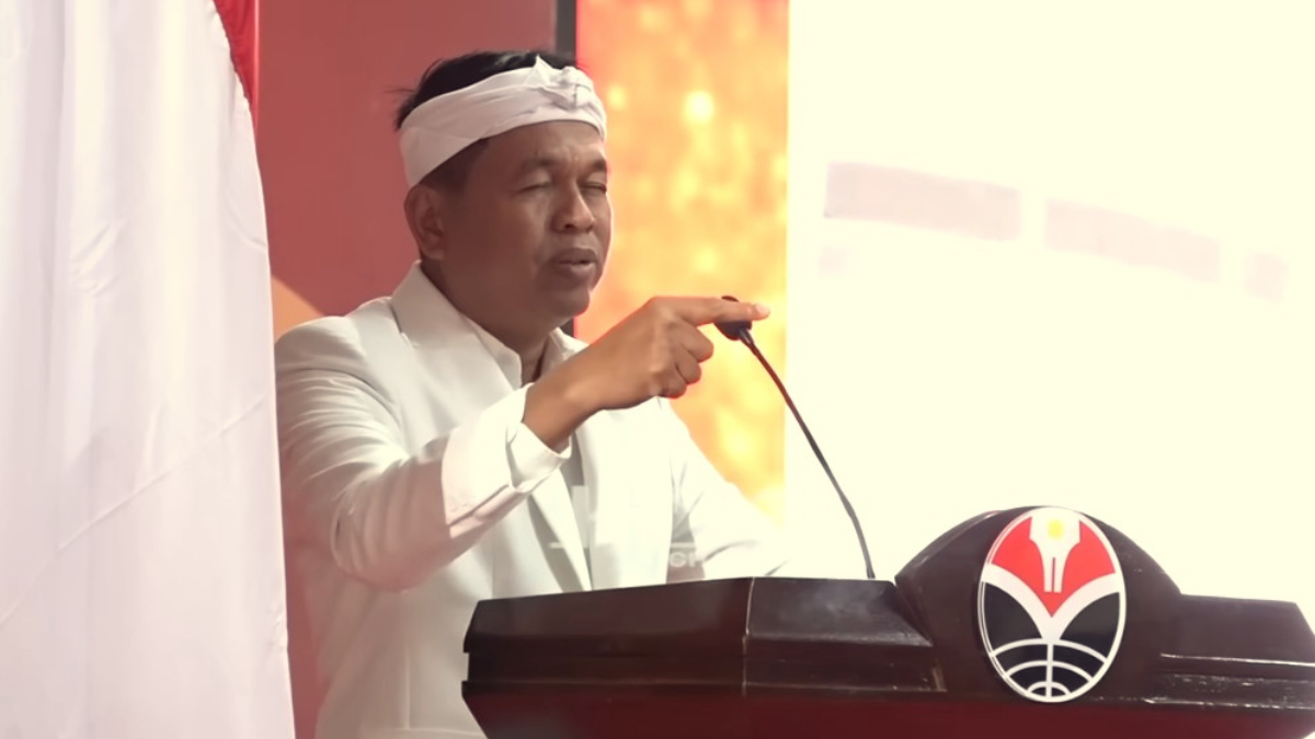 Gubernur Jawa Barat, Dedi Mulyadi menjelaskan pentingnya pendidikan saat ada di UPI.