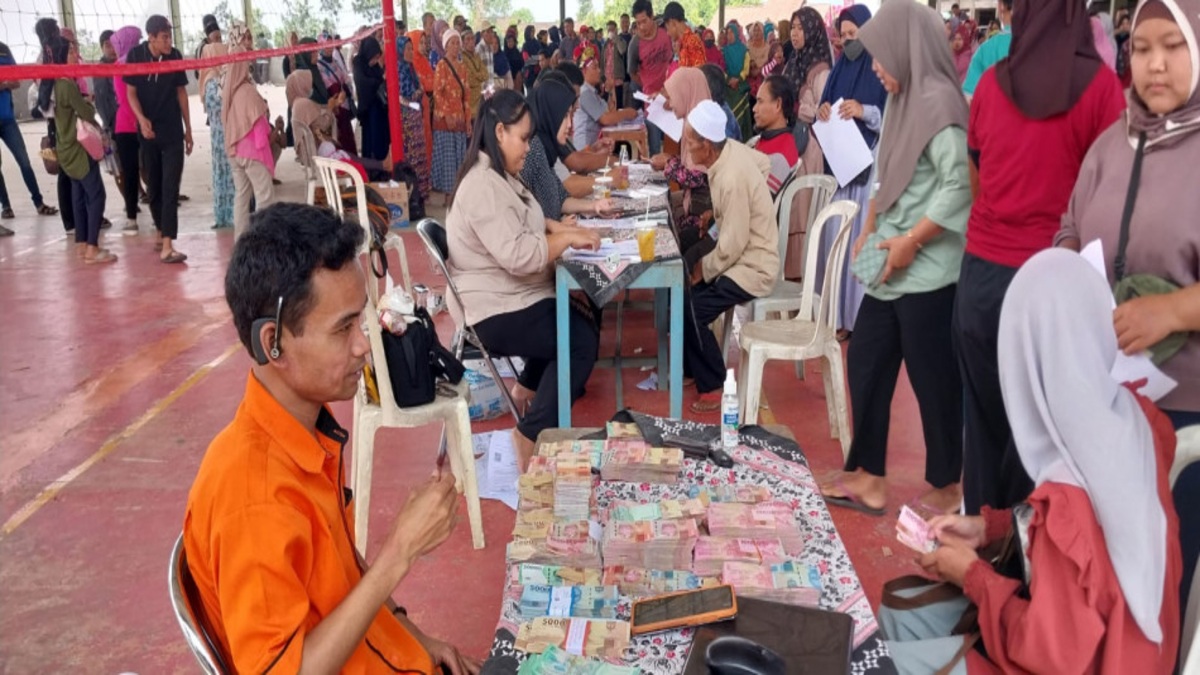 KPM yang menerima BPNT dan BLT Kesra Oktober 2025.