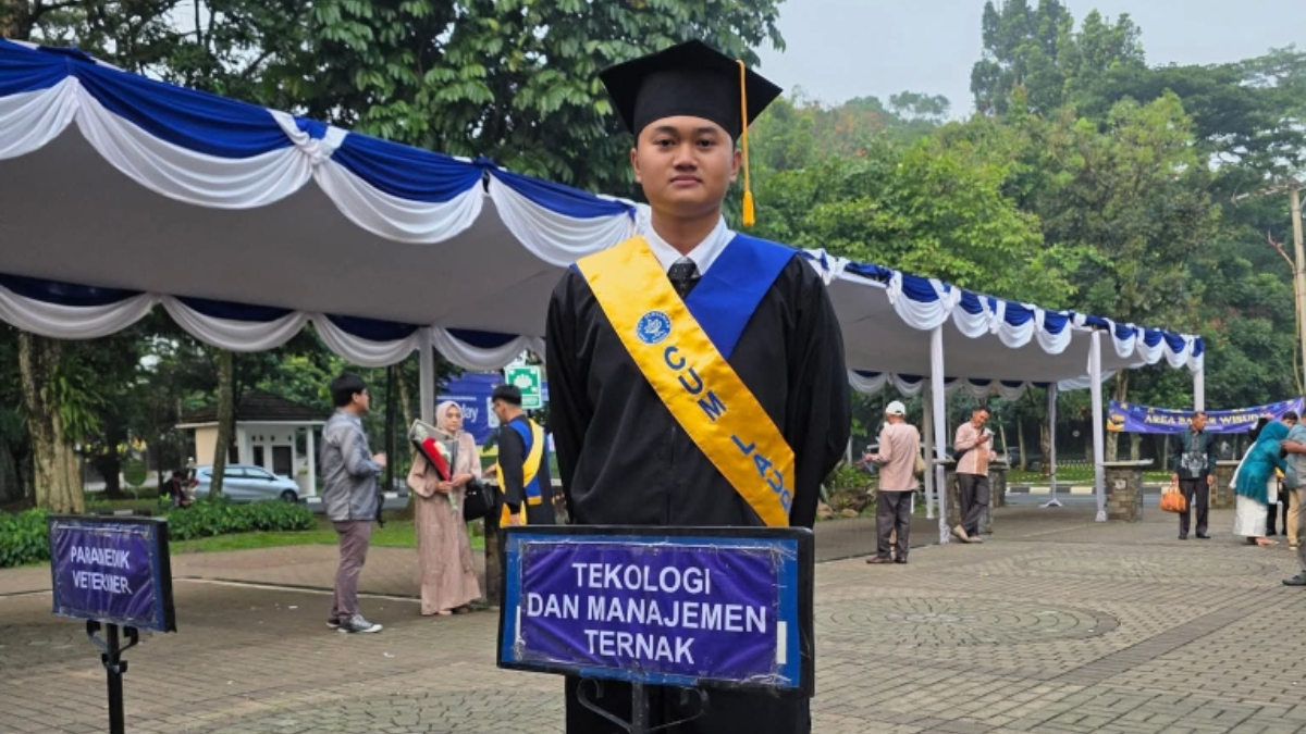 Jaler Gibran Fakhira atau akrab disapa Iban mahasiswa berprestasi lulusan IPB Bogor.