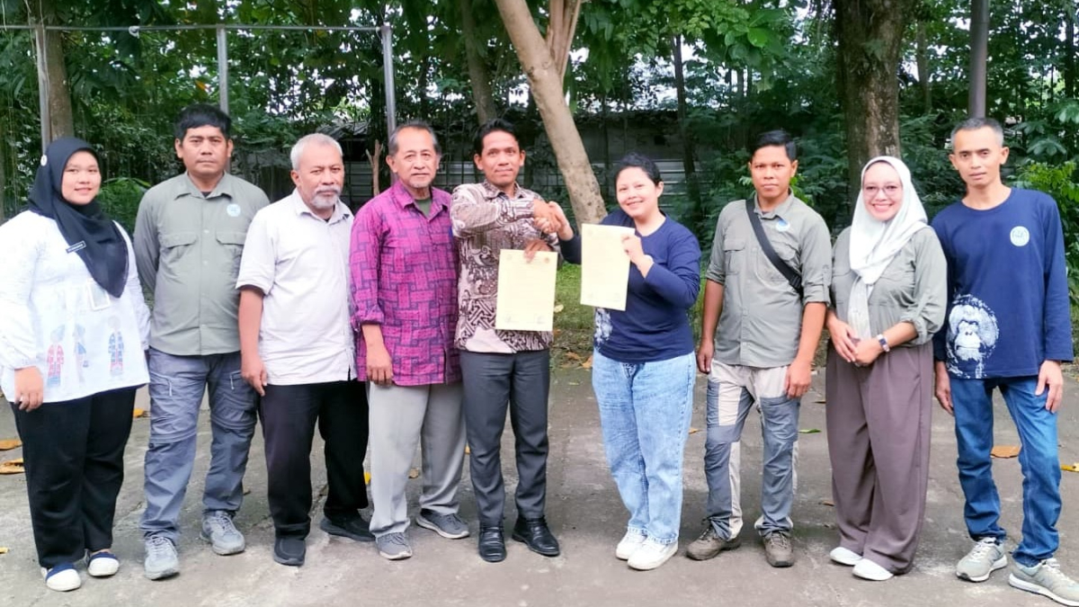 SMK Kehutanan Bakti Rimba bekerja sama strategis dengan Yayasan Inisiasi Alam Rehabilitasi Indonesia (YIARI).