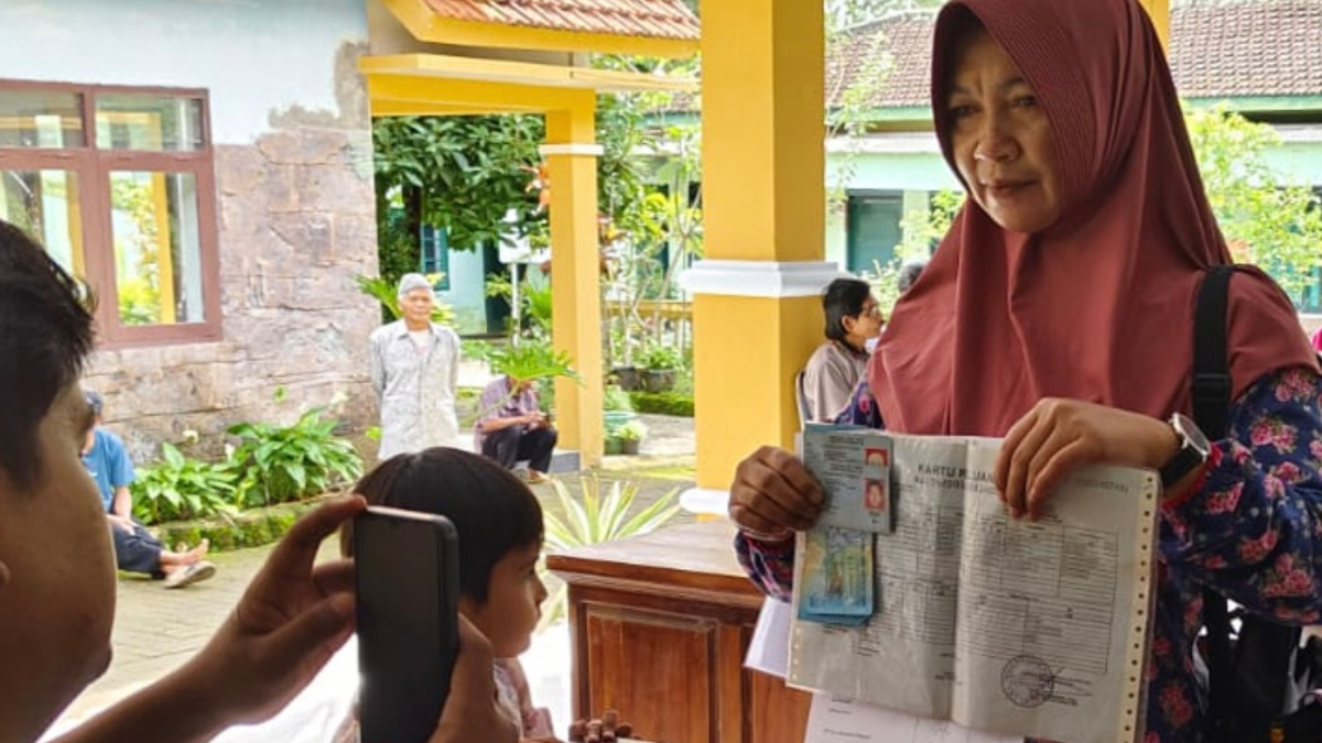 Ilustrasi penyaluran bansos