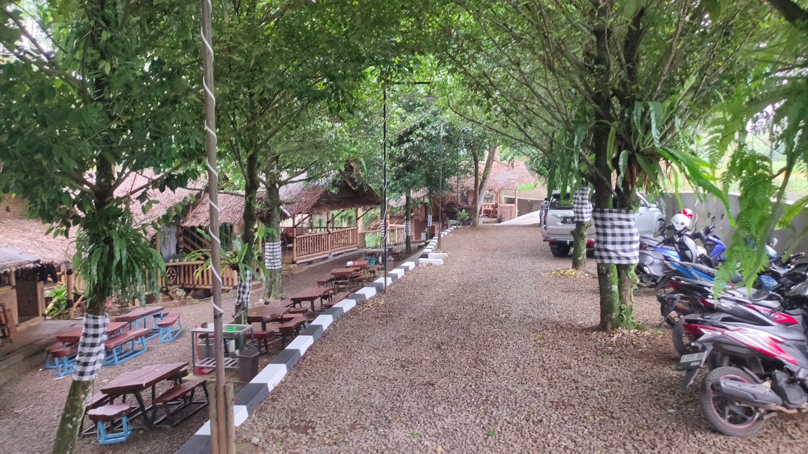 Suasana Kafe Kopi Jurang, yang kembali beroperasi dengan wajah baru.