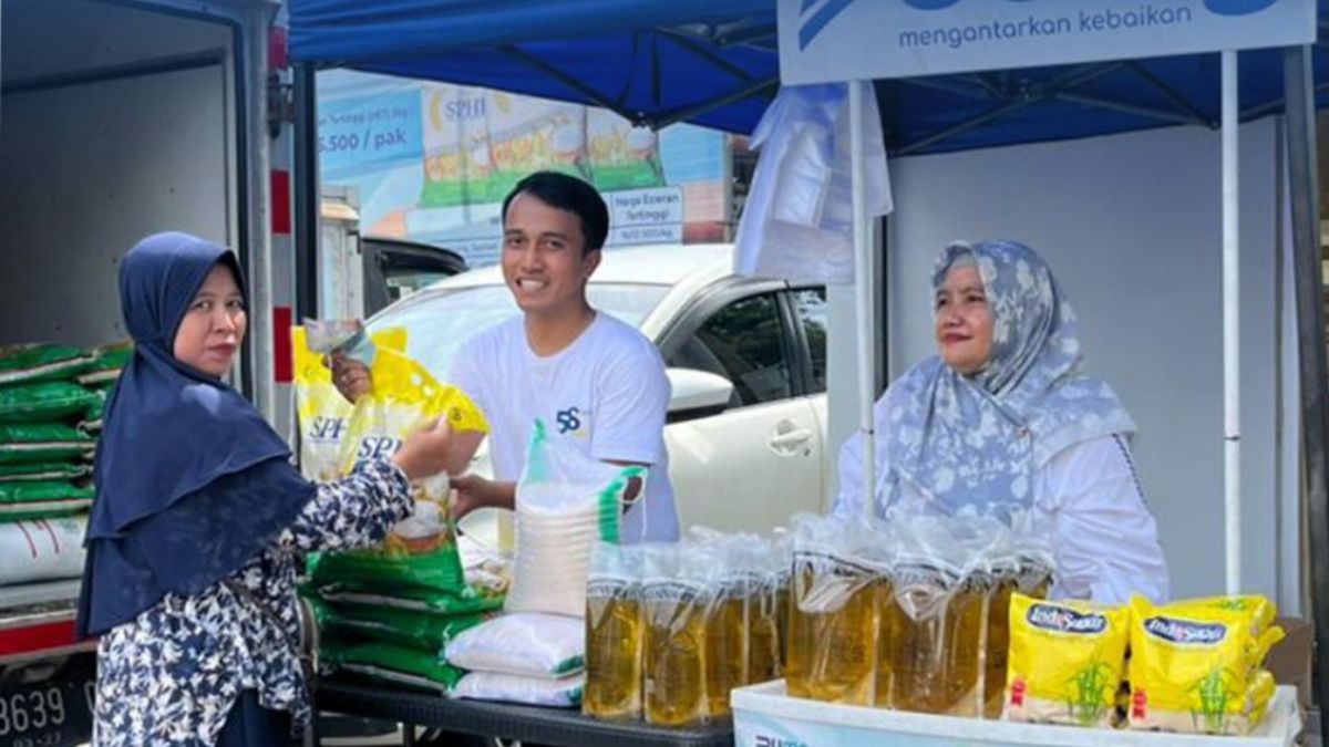 Ilustrasi bansos penebalan beras dan minyak goreng