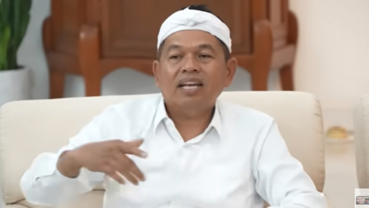 Gubernur Jawa Barat Dedi Mulyadi akan menerapkan peraturan terhadap truk yang melintas di Provinsi Jabar.&nbsp;