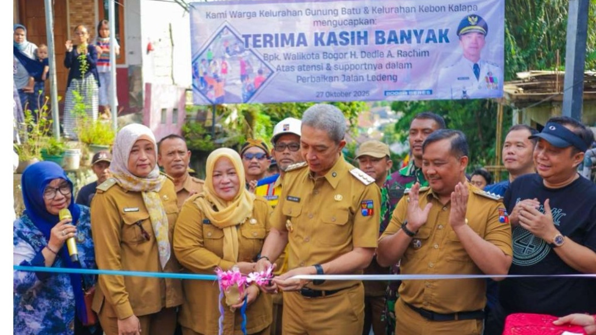 Wali Kota Bogor Dedie Rachim dan jajaran resmikan Jalan Ledeng.