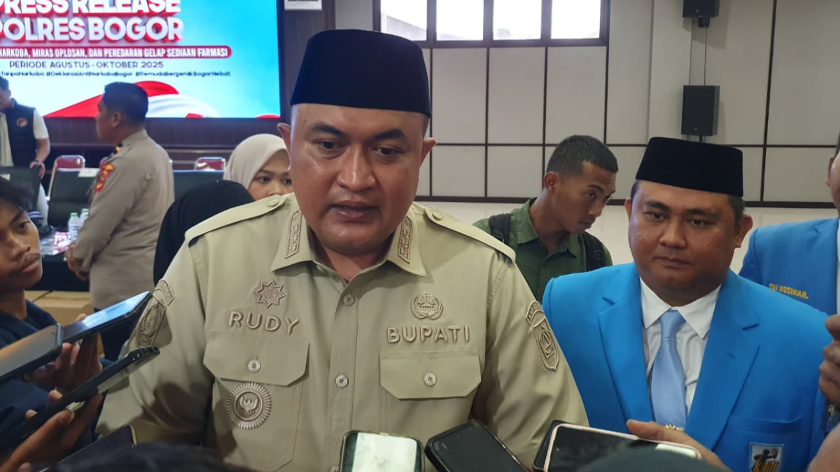 Bupati Bogor, Rudy Susmanto.