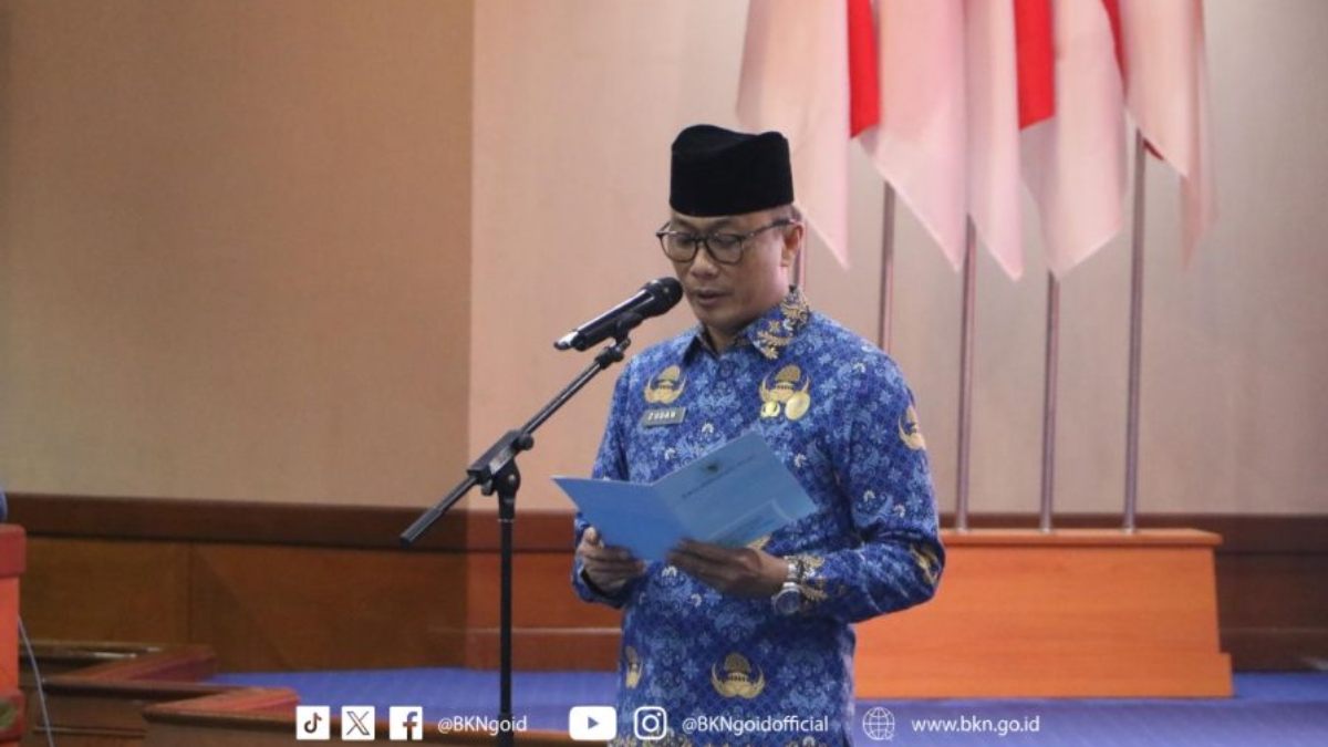 Prof. Zudan Arif Fakrulloh dalam Upacara Peringatan Hari Sumpah Pemuda ke-97 Tahun 2025 di lingkungan Badan Kepegawaian Negara (BKN)
