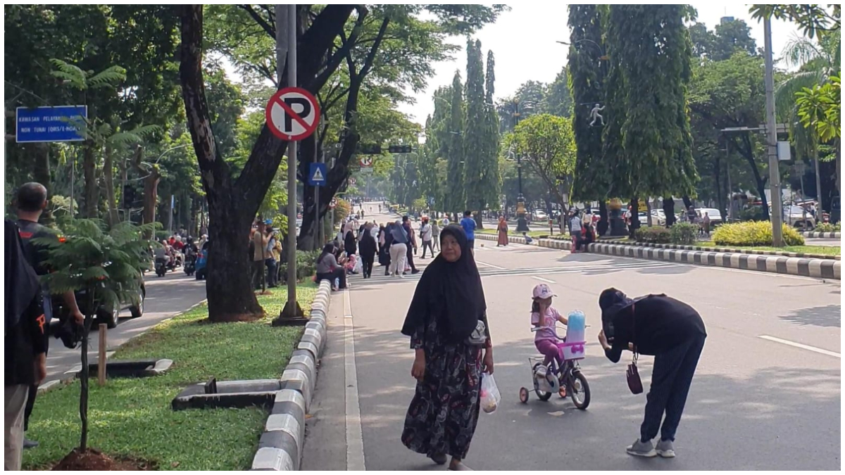 Suasana kegiatan CFD di ruas Jalan Tegar Beriman Bogor.