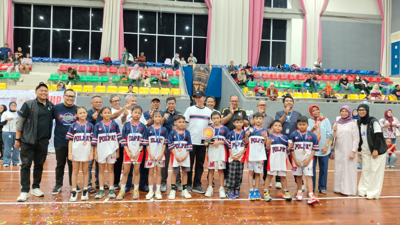 Wali Kota Bogor, Dedie A Rachim menutup Polpat Cup 2025 di Gymnasium Sekolah Vokasi (SV) IPB University.
