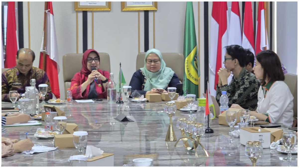 Pembahasan penerapan sistem digital untuk peningkatan layanan rumah sakit di RSUD Bakti Pajajaran Cibinong.