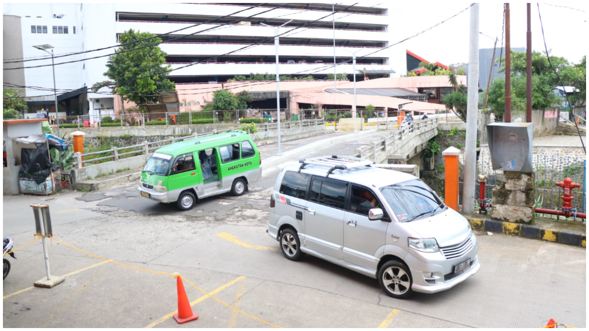Suasana Pasar Jambu Dua, Kota Bogor. Pemkot bakal mererouting angkot masuk ke pasar tersebut.