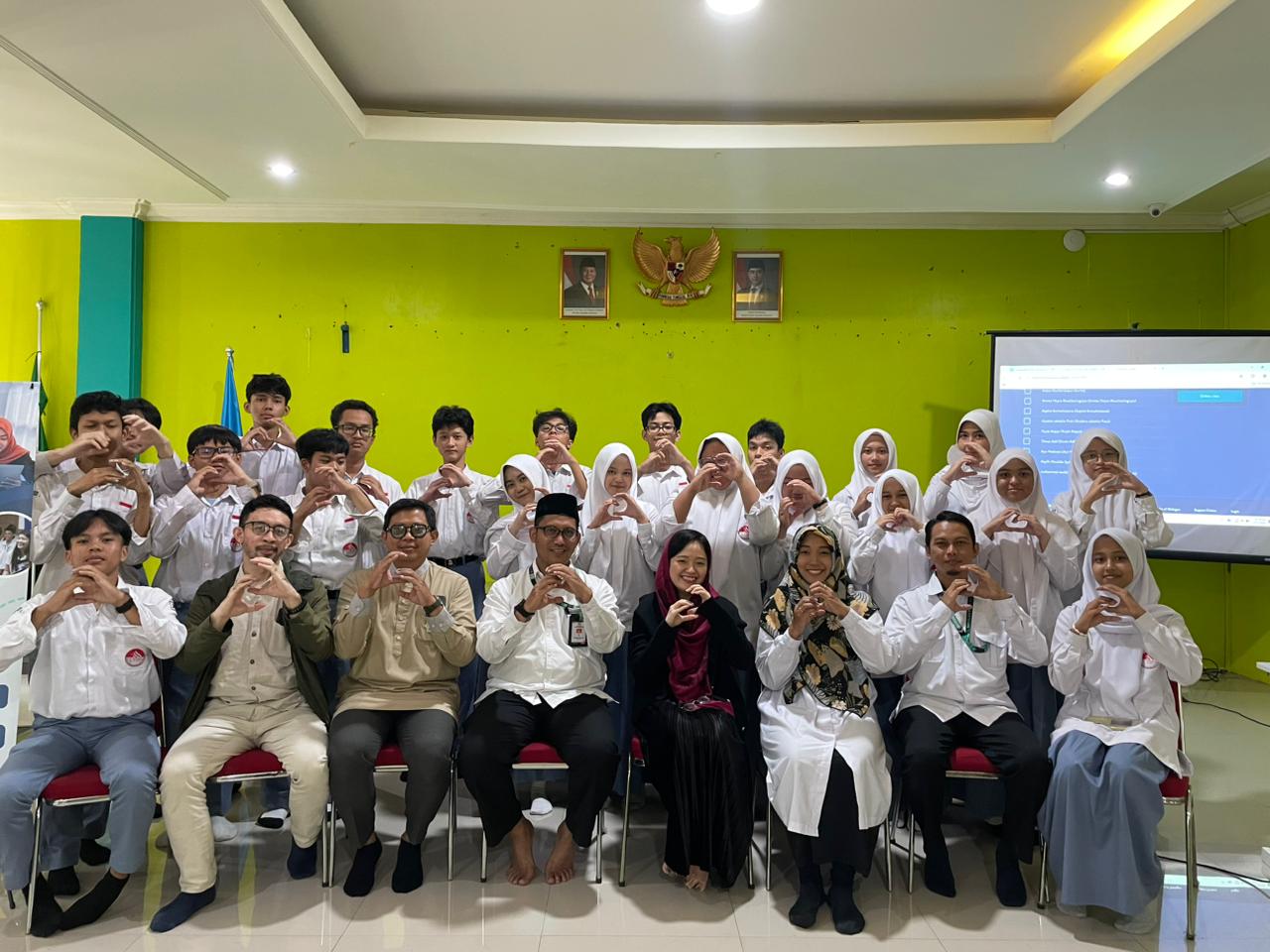 SMAIT BBS Kota Bogor jalankan program global.