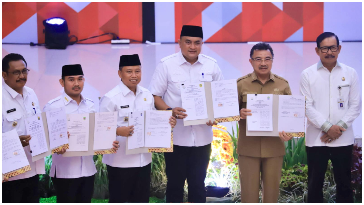 Bupati Bogor, Rudy Susmanto bersama jajaran kepala daerah saat mendatangi dukungan kerjasama penerapan pidana kerja sosial.