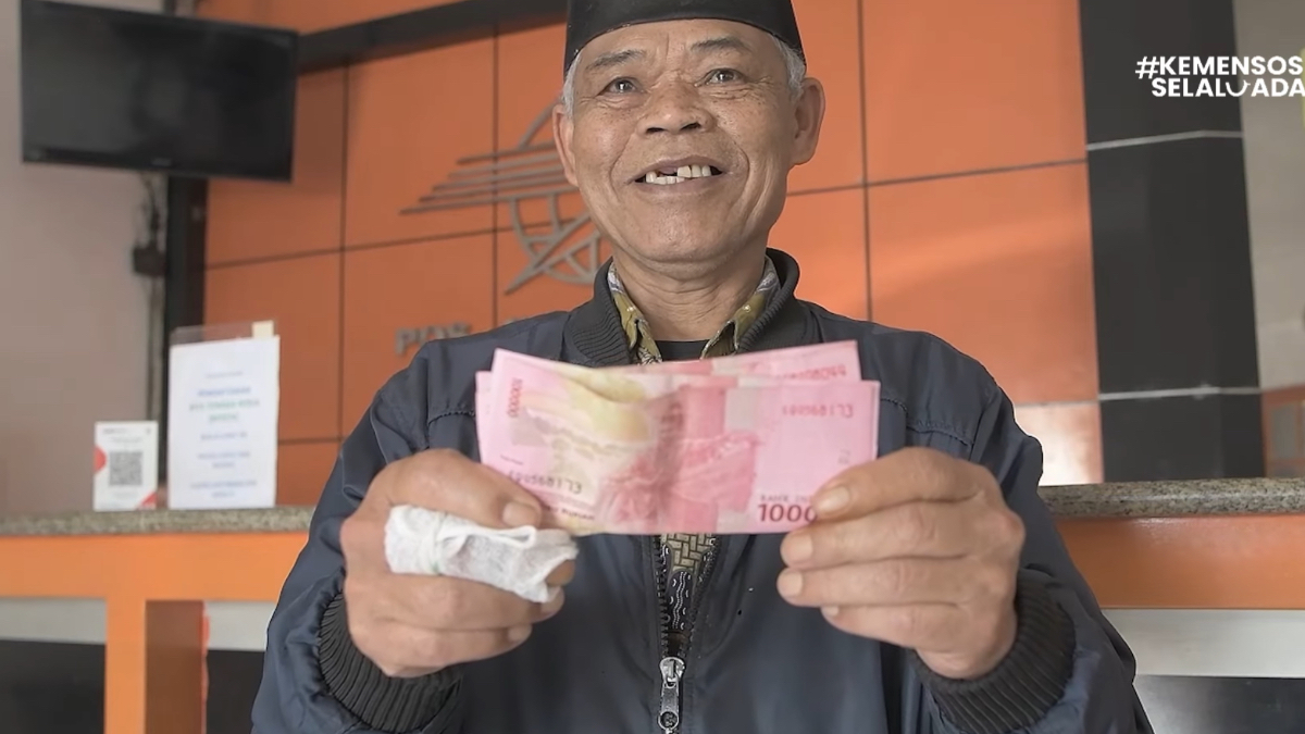 Ilustrasi KPM Penerima Bansos PKH BPNT