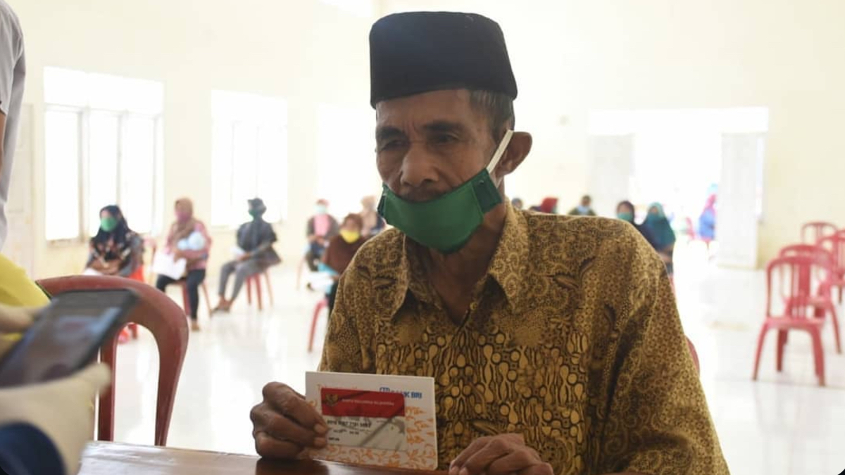 Ilustrasi penerima bansos PKH BPNT.