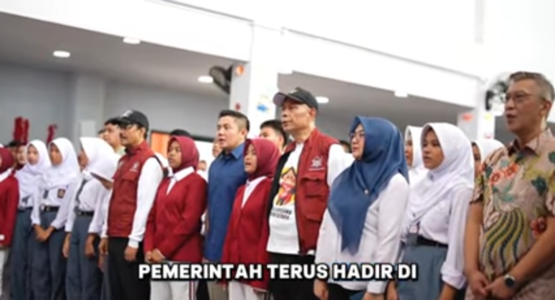 Ilustrasi Kemensos menghadiri acara pengarahan penerima bansos.