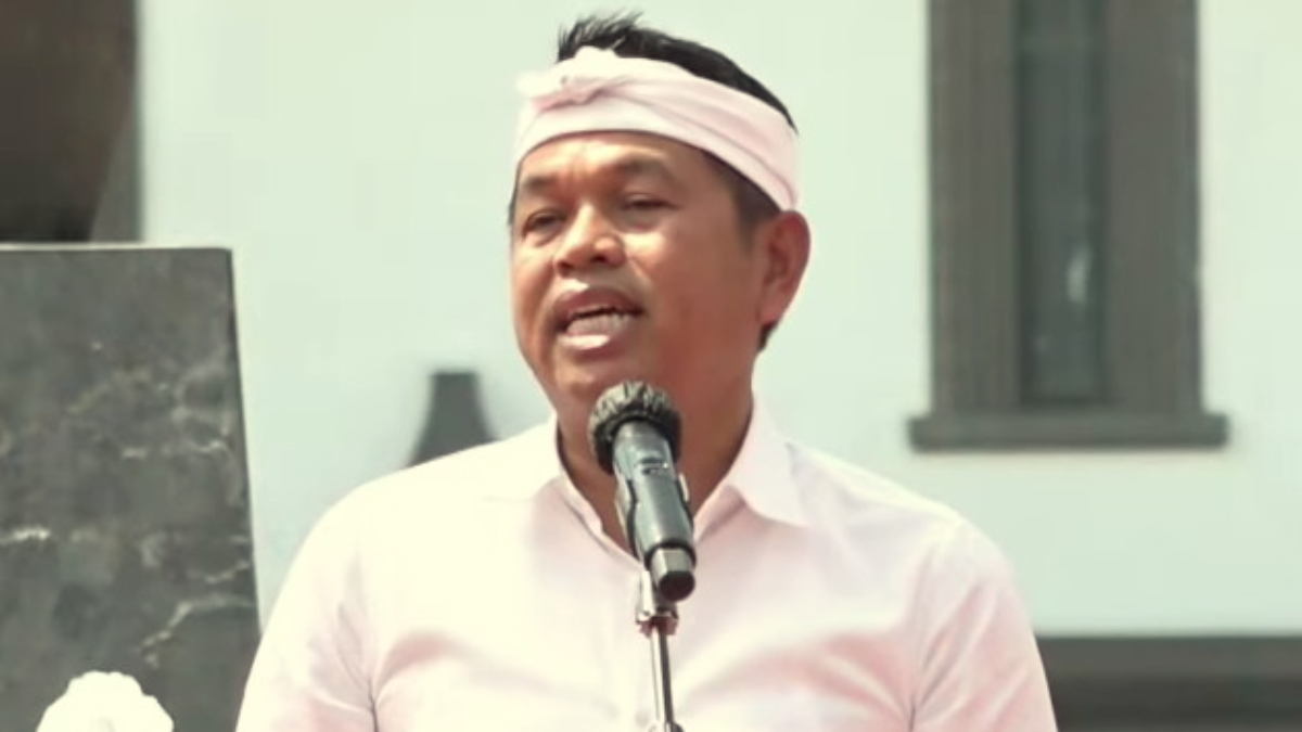 Gubernur Jawa Barat, Dedi Mulyadi saat memberikan sambutan di Gedung Sate, Kota Bandung.
