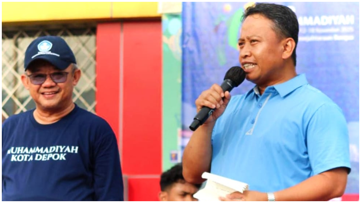 Mendikdasmen Abdul Muti bersama Wali Kota Depok Supian Suri.