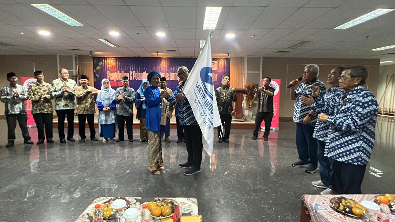 Pelantikan Pengurus Lantip Indonesia Cabang Kota Bogor di Gedung DPRD Kota Bogor, Kamis 6 November 2025.