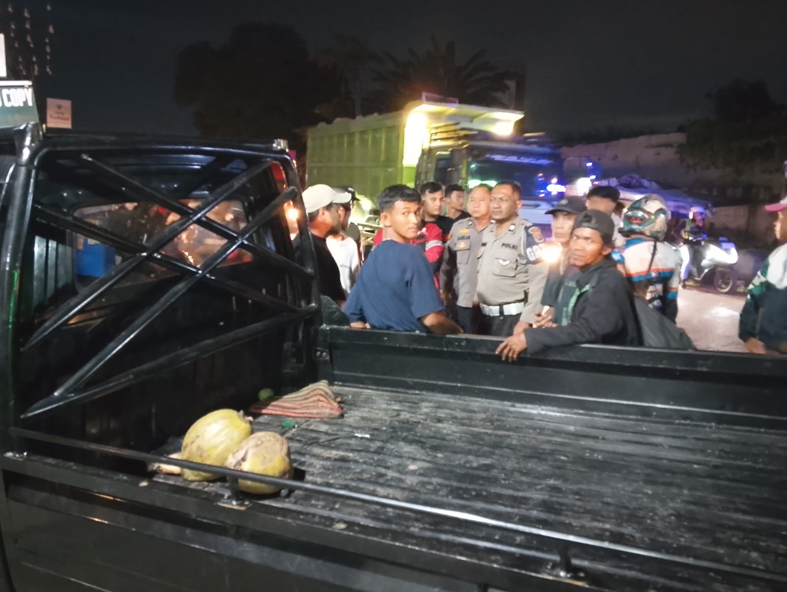 Polsek Cileungai mengamankan tiga remaja kakak beradik yang nyaris dihakimi massa lantaran diduga melakukan percobaan begal di Cileungsi, Kabupaten Bogor, Senin 10 November 2025.