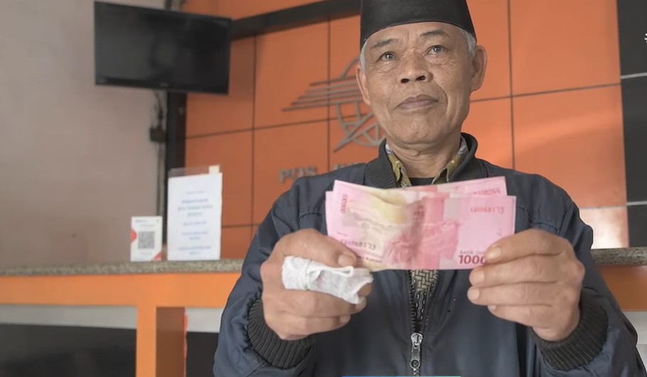 Pemerintah telah mengumumkan golongan KPM PKH BPNT yang tidak akan menerima pencairan bansos tahap keempat