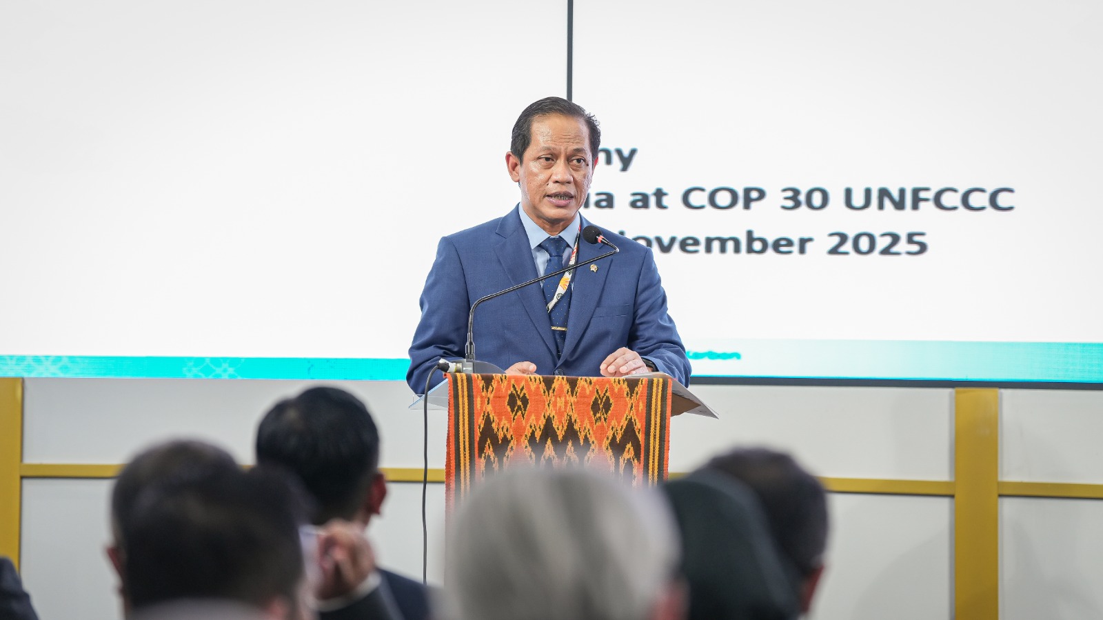 Menteri Lingkungan Hidup Hanif Faisol Nurofiq.