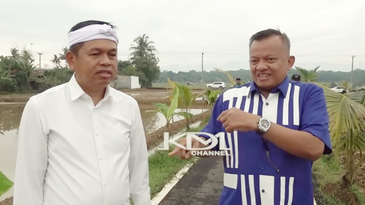 Gubernur Jawa Barat, Dedi Mulyadi&nbsp;saat bertemu dengan Anggota DPR RI, Mulyadi.