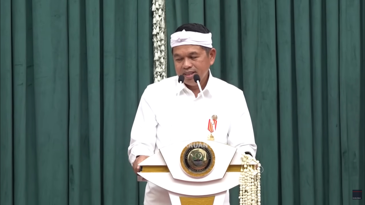 Gubernur Jawa Barat Dedi Mulyadi di acara Pelantikan DHD 45 Jabar.