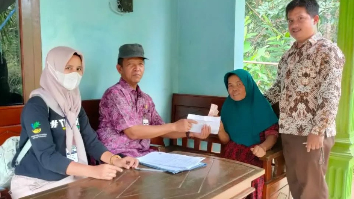 Ilustrasi penyaluran bansos BPNT
