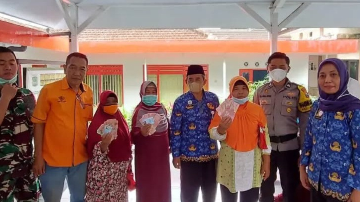 Ilustrasi penyaluran bansos BPNT Rp600 ribu