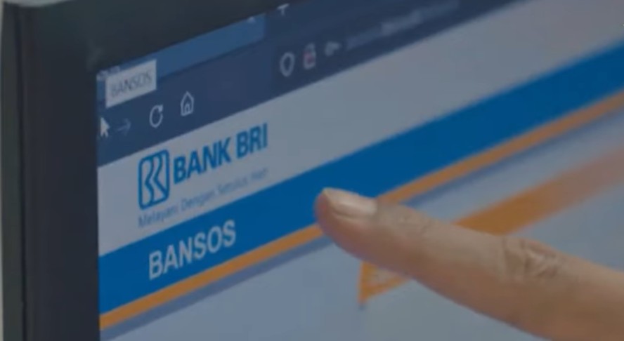 Ilustrasi pencairan bansos BPNT tahap keempat melalui bank himbara
