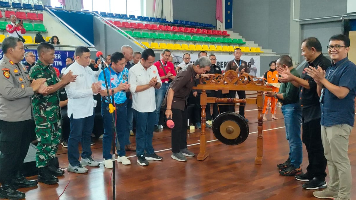 Pembukaan Babak Kualifikasi (BK) cabang olahraga (cabor) tarung derajat pada Pekan Olahraga Provinsi (Porprov) XV Jawa Barat 2026 di Gymnasium Sekolah Vokasi IPB University.