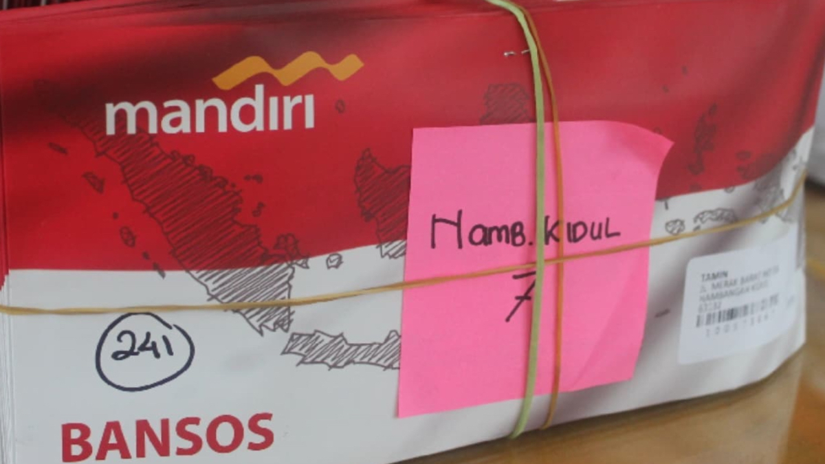 Ilustrasi: Kartu KKS penerima bantuan sosial (bansos).