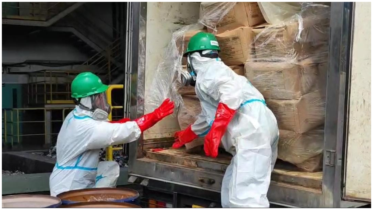 KLH perikaa 3.250 kotak karton udang, terdapat 494 kotak yang dinyatakan positif terkontaminasi cesium-137.