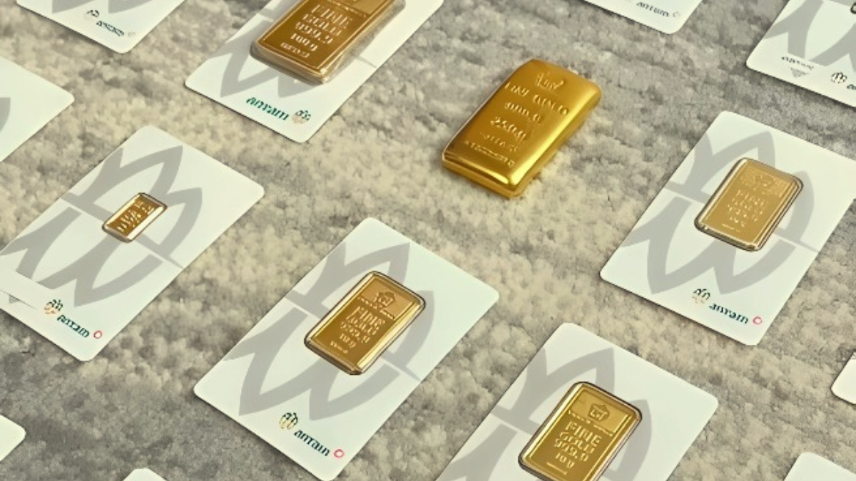 Harga emas Antam mengalami penurunan lagi.
