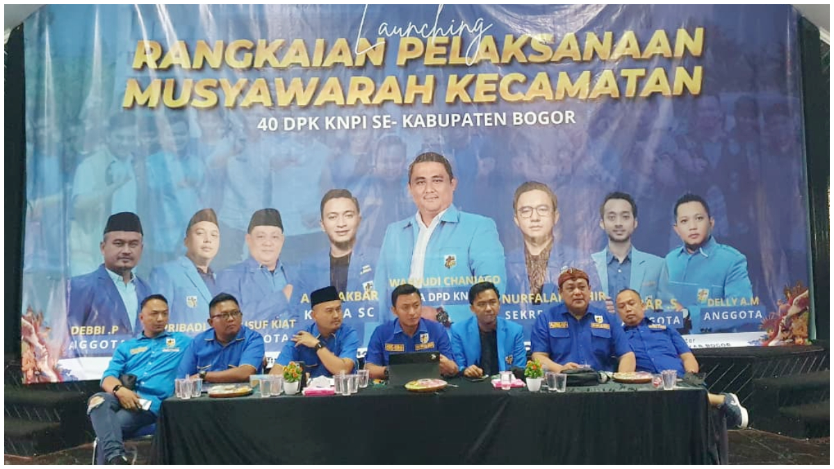 Ketua Harian DPD KNPI Kabupaten Bogor, Arof Akbar saat menyampaikan keterangan.