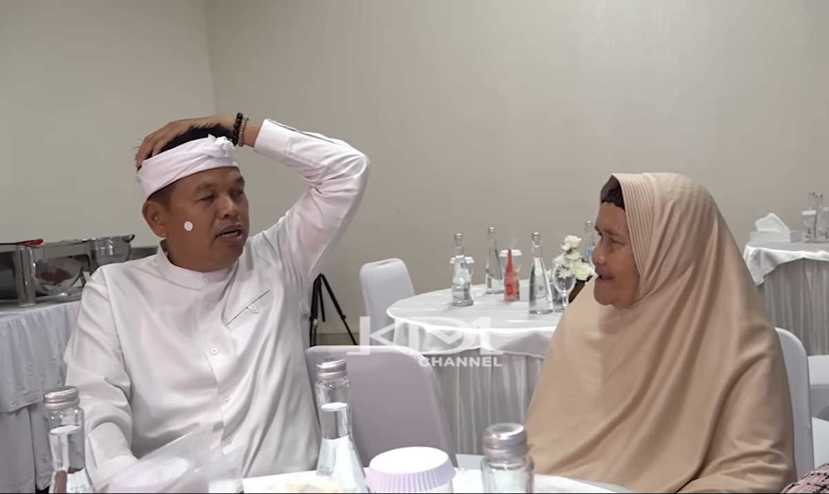 Gubernur Jawa Barat Dedi Mulyadi dan Mak Atih