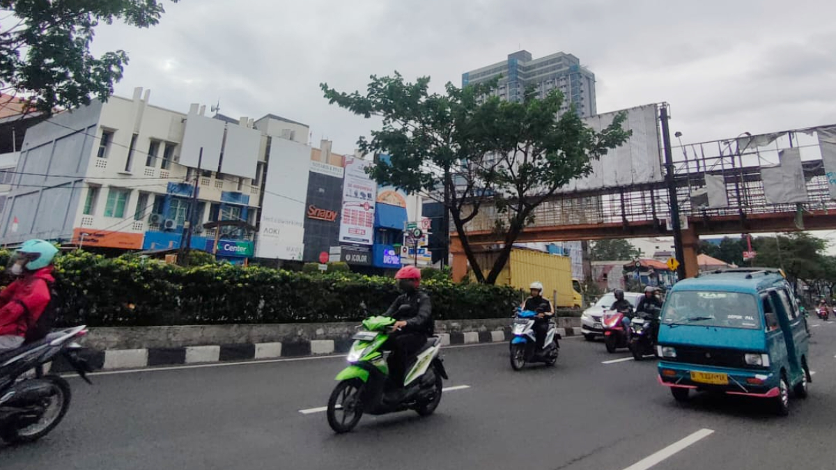 Suasana di Jalan Margonda, Kota Depok.
