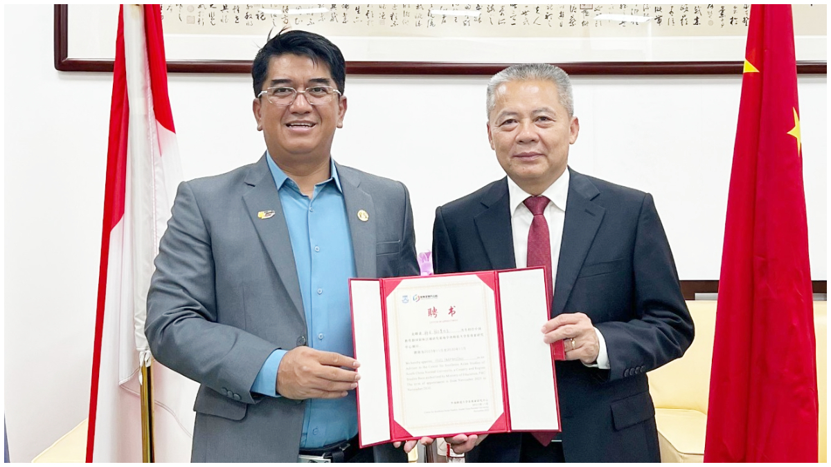 Rektor UI, Prof Heri Hermansyah, resmi diangkat sebagai Konsultan di SCNU.