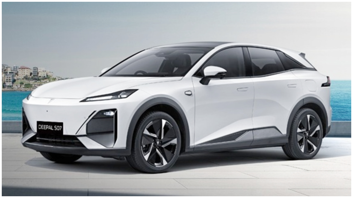 Changan Deepal S07, salah satu model yang akan diperkenalkan di GJAW 2025.