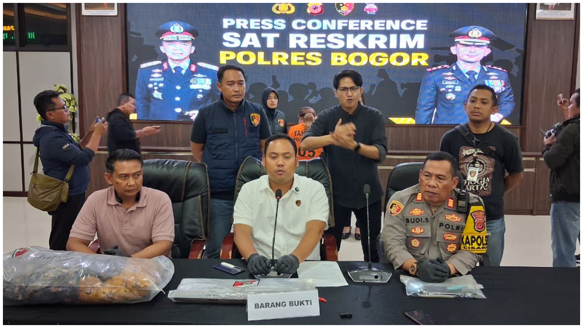 Press Conference Sat Reskrim Polres Bogor kasus penghilangan nyawa di Cisarua Kabupaten Bogor, Sabtu 22 November 2025.